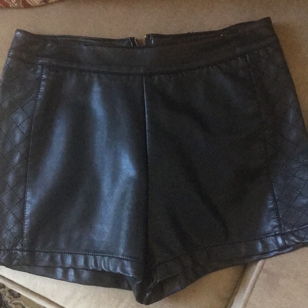 Faux leather short shorts